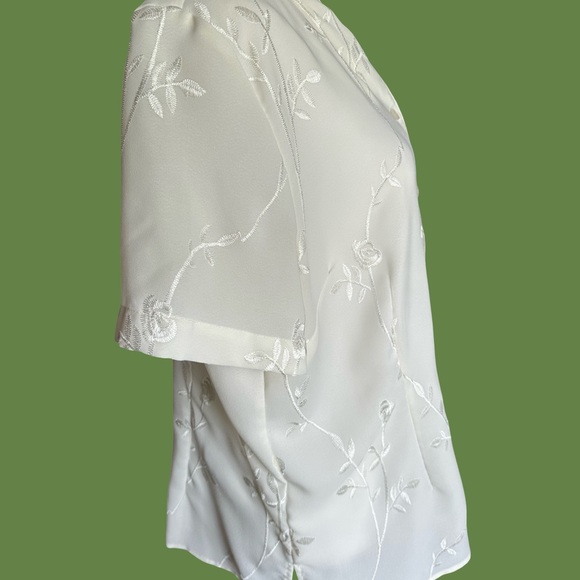 Apparenza Ivory Embroidered Blouse - Picture 2 of 5